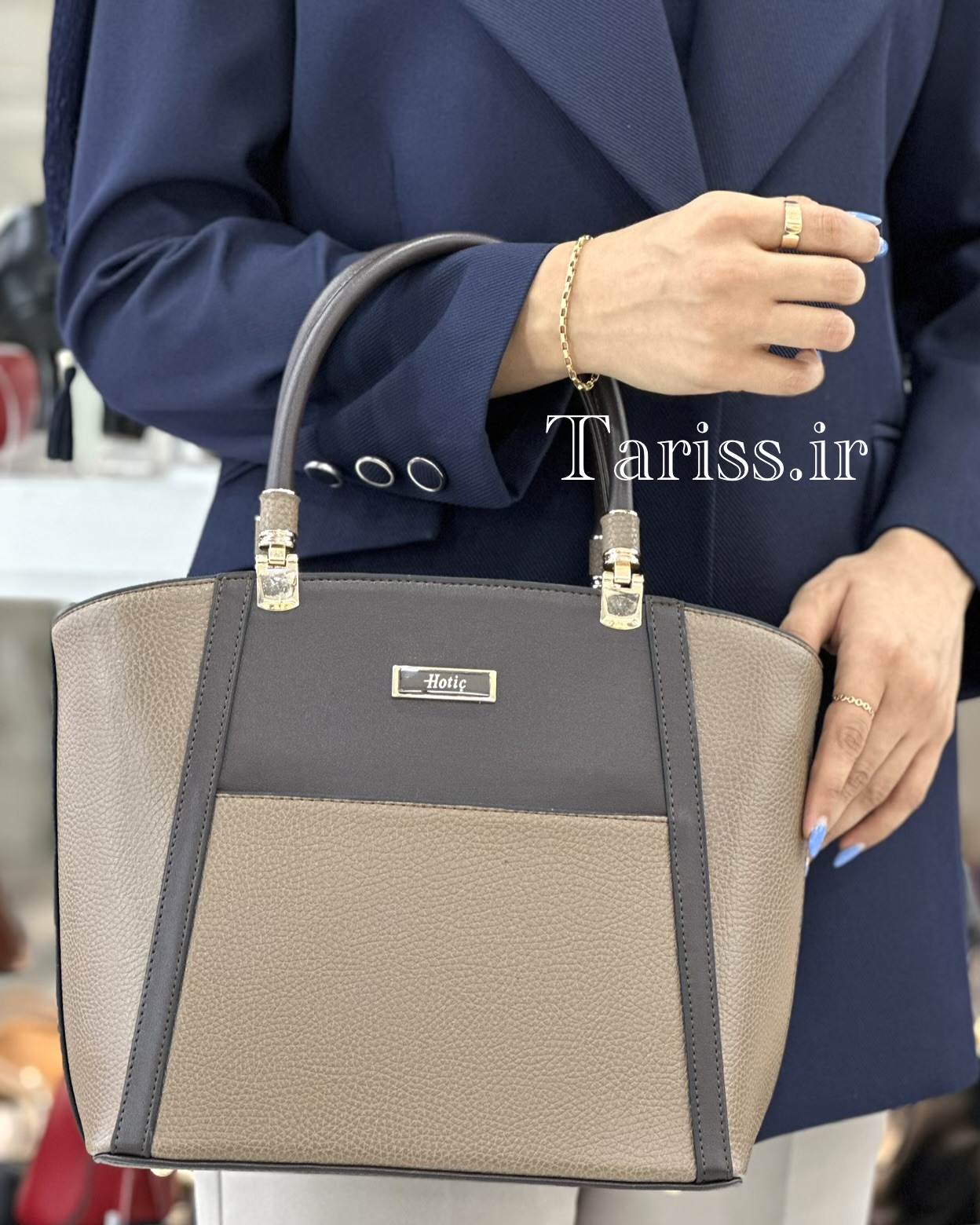 کیف دستی چرم زنانه کد ۲۰۹